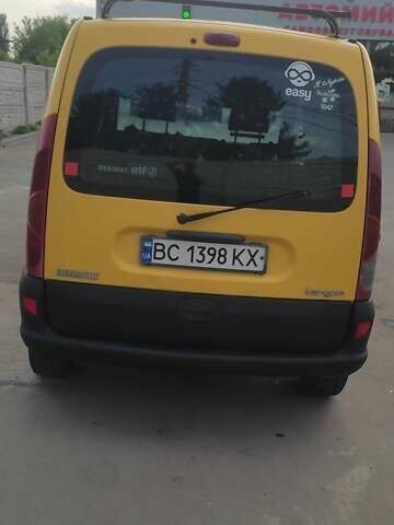 Желтый Рено Кенгу, объемом двигателя 1.9 л и пробегом 333 тыс. км за 3100 $, фото 30 на Automoto.ua