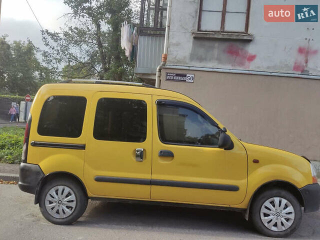 Желтый Рено Кенгу, объемом двигателя 1.9 л и пробегом 200 тыс. км за 2300 $, фото 1 на Automoto.ua