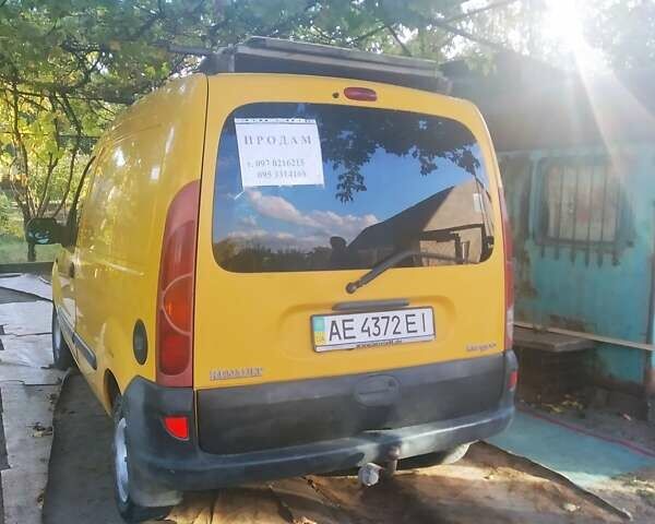 Желтый Рено Кенгу, объемом двигателя 1.9 л и пробегом 182 тыс. км за 3500 $, фото 2 на Automoto.ua