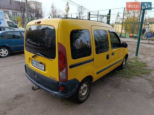 Желтый Рено Кенгу, объемом двигателя 1.9 л и пробегом 229 тыс. км за 3200 $, фото 7 на Automoto.ua