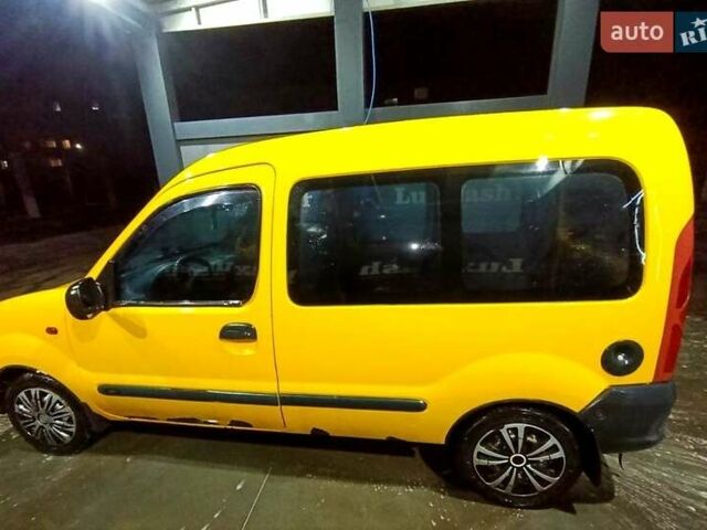 Желтый Рено Кенгу, объемом двигателя 1.9 л и пробегом 230 тыс. км за 2600 $, фото 4 на Automoto.ua