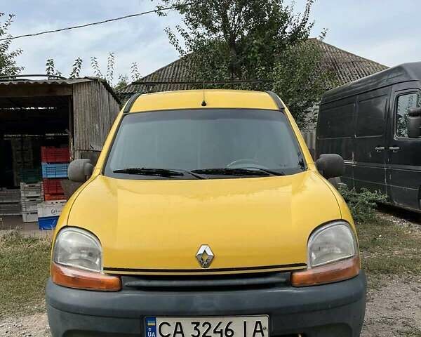 Желтый Рено Кенгу, объемом двигателя 1.87 л и пробегом 193 тыс. км за 2100 $, фото 5 на Automoto.ua