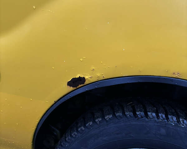 Желтый Рено Кенгу, объемом двигателя 1.87 л и пробегом 358 тыс. км за 3000 $, фото 7 на Automoto.ua