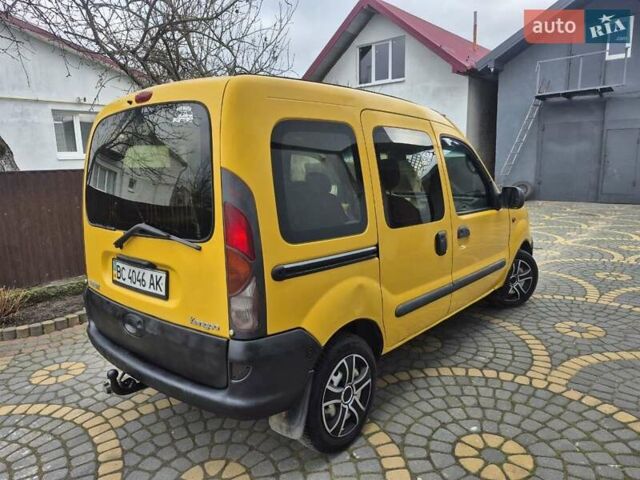 Желтый Рено Кенгу, объемом двигателя 1.9 л и пробегом 300 тыс. км за 2500 $, фото 10 на Automoto.ua