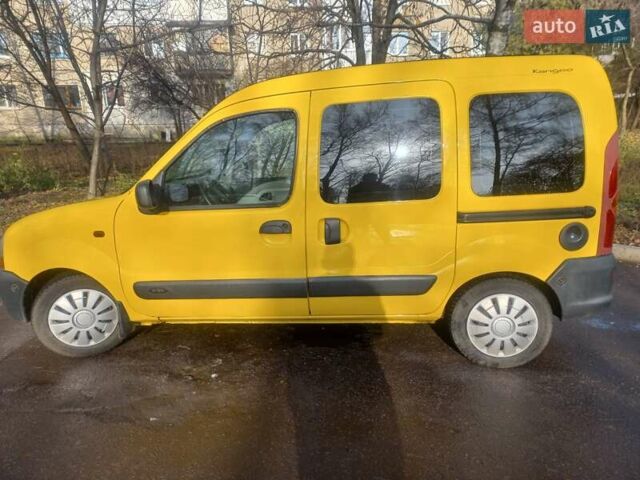 Желтый Рено Кенгу, объемом двигателя 1.9 л и пробегом 222 тыс. км за 3300 $, фото 2 на Automoto.ua