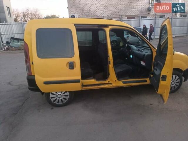 Желтый Рено Кенгу, объемом двигателя 1.87 л и пробегом 263 тыс. км за 2600 $, фото 7 на Automoto.ua