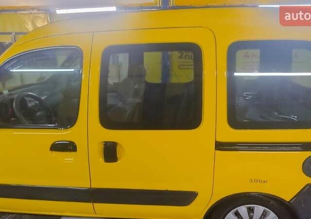 Рено Кенгу 2001 в Долине на Automoto.ua Желтый Рено Кенгу, объемом двигателя 1.87 л и пробегом 185 тыс. км за 3000 $, фото 9 на Automoto.ua