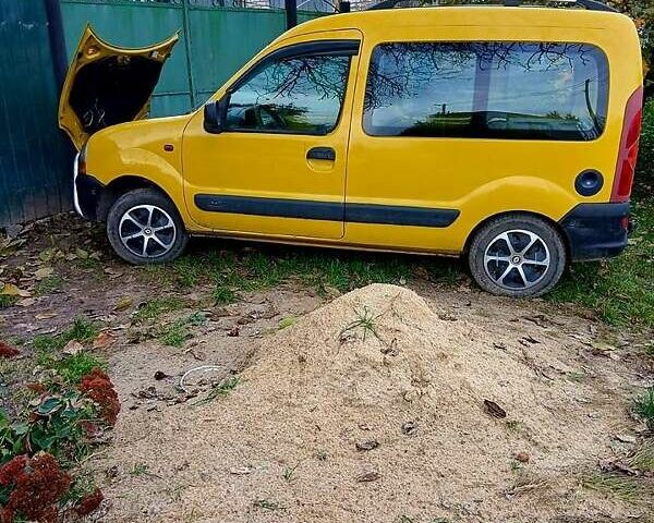 Желтый Рено Кенгу, объемом двигателя 1.9 л и пробегом 300 тыс. км за 3700 $, фото 10 на Automoto.ua