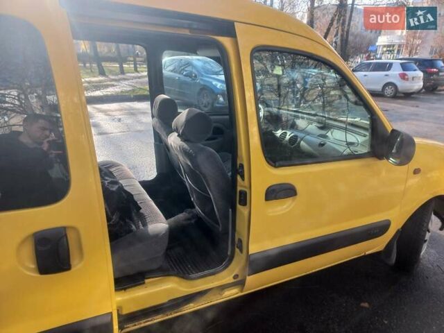 Желтый Рено Кенгу, объемом двигателя 1.9 л и пробегом 222 тыс. км за 3300 $, фото 13 на Automoto.ua