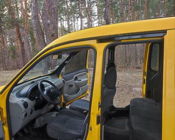 Желтый Рено Кенгу, объемом двигателя 1.9 л и пробегом 200 тыс. км за 3150 $, фото 11 на Automoto.ua