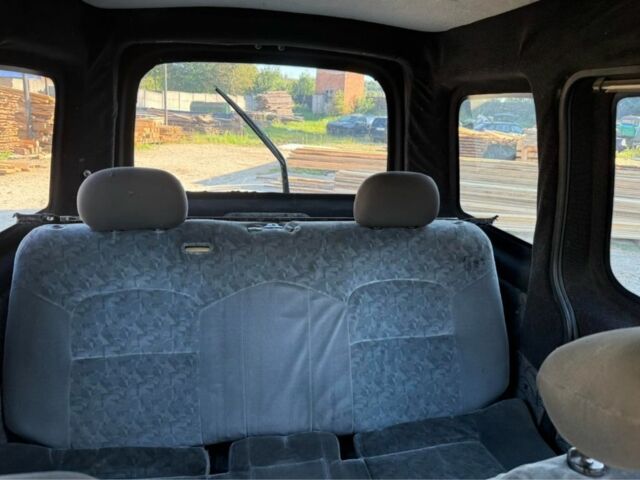 Рено Кенгу 2001 в Мостисках на Automoto.ua Желтый Рено Кенгу, объемом двигателя 1.9 л и пробегом 350 тыс. км за 1550 $, фото 6 на Automoto.ua