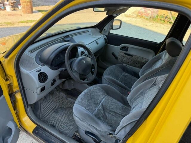 Рено Кенгу 2001 в Мостисках на Automoto.ua Желтый Рено Кенгу, объемом двигателя 1.9 л и пробегом 350 тыс. км за 1550 $, фото 4 на Automoto.ua