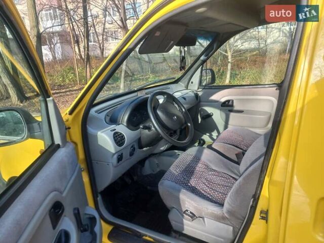 Желтый Рено Кенгу, объемом двигателя 1.9 л и пробегом 222 тыс. км за 3300 $, фото 11 на Automoto.ua