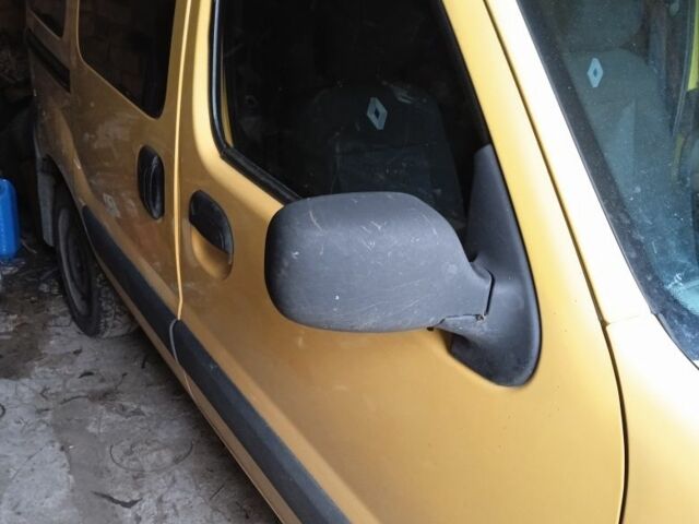 Желтый Рено Кенгу, объемом двигателя 1.9 л и пробегом 200 тыс. км за 2950 $, фото 3 на Automoto.ua