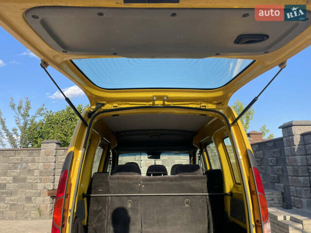 Желтый Рено Кенгу, объемом двигателя 1.87 л и пробегом 256 тыс. км за 3300 $, фото 4 на Automoto.ua