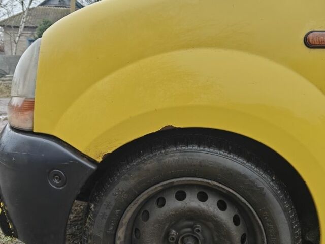 Желтый Рено Кенгу, объемом двигателя 1.5 л и пробегом 283 тыс. км за 1657 $, фото 7 на Automoto.ua