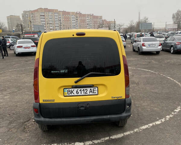 Желтый Рено Кенгу, объемом двигателя 1.87 л и пробегом 220 тыс. км за 2900 $, фото 3 на Automoto.ua