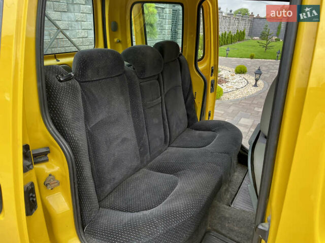 Желтый Рено Кенгу, объемом двигателя 1.87 л и пробегом 256 тыс. км за 3300 $, фото 20 на Automoto.ua