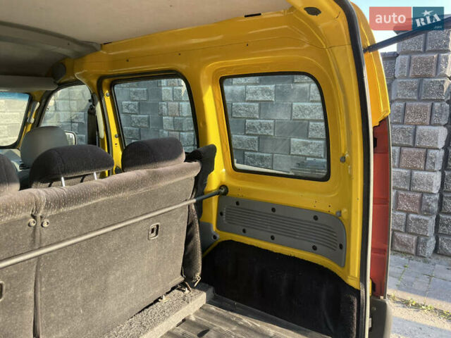 Желтый Рено Кенгу, объемом двигателя 1.87 л и пробегом 256 тыс. км за 3300 $, фото 2 на Automoto.ua