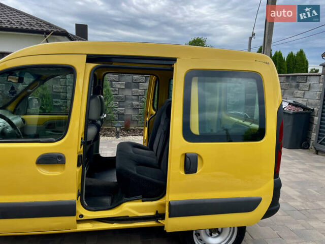Желтый Рено Кенгу, объемом двигателя 1.87 л и пробегом 256 тыс. км за 3300 $, фото 18 на Automoto.ua