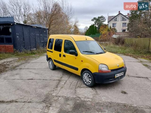 Желтый Рено Кенгу, объемом двигателя 1.9 л и пробегом 167 тыс. км за 3000 $, фото 2 на Automoto.ua