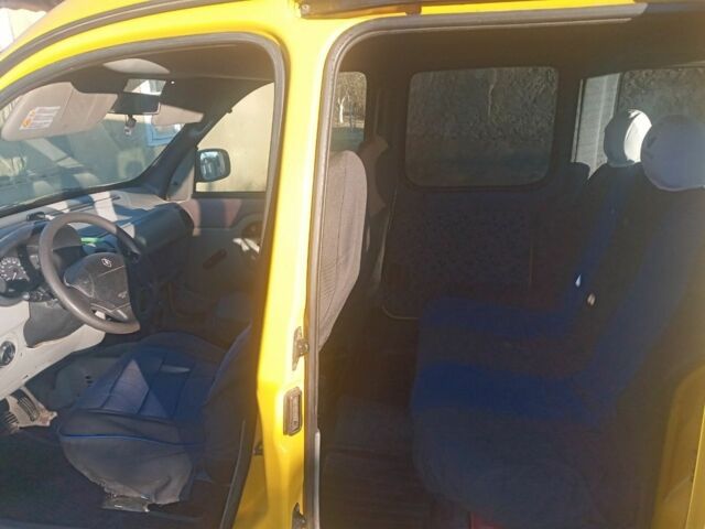 Жовтий Рено Кєнгу, об'ємом двигуна 1.9 л та пробігом 229 тис. км за 3000 $, фото 6 на Automoto.ua