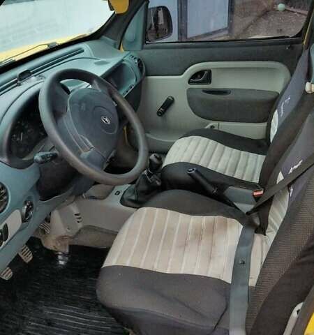 Жовтий Рено Кєнгу, об'ємом двигуна 1.87 л та пробігом 370 тис. км за 3200 $, фото 5 на Automoto.ua