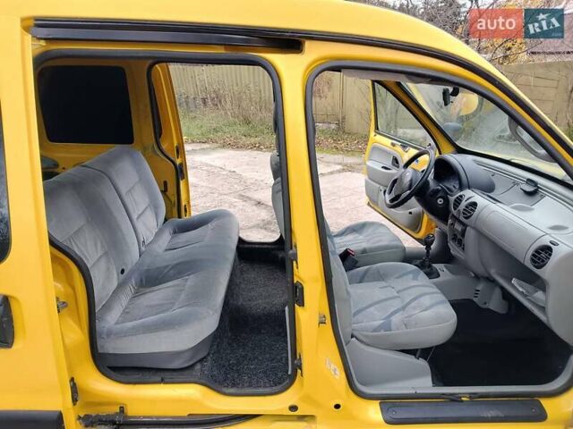 Желтый Рено Кенгу, объемом двигателя 1.9 л и пробегом 167 тыс. км за 3000 $, фото 6 на Automoto.ua