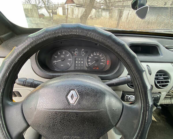 Желтый Рено Кенгу, объемом двигателя 1.46 л и пробегом 311 тыс. км за 3354 $, фото 7 на Automoto.ua