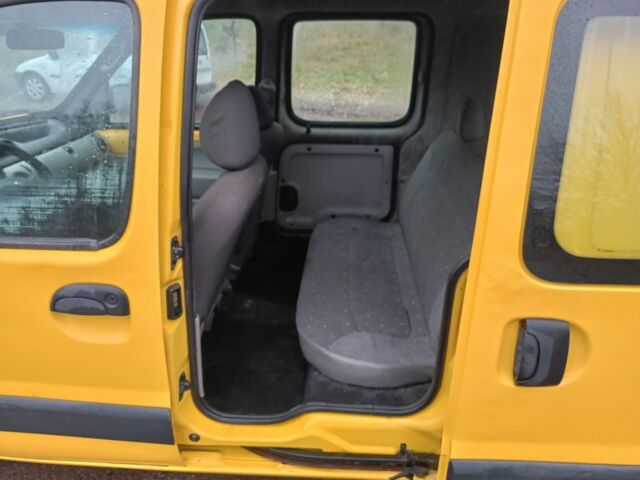 Желтый Рено Кенгу, объемом двигателя 1.5 л и пробегом 250 тыс. км за 3450 $, фото 7 на Automoto.ua