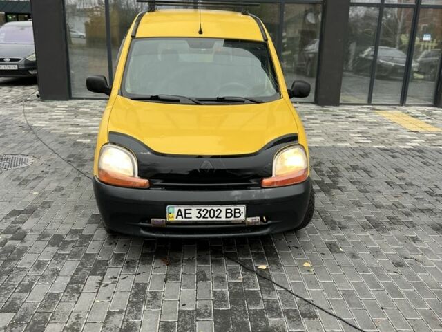 Жовтий Рено Кєнгу, об'ємом двигуна 1.9 л та пробігом 198 тис. км за 2800 $, фото 2 на Automoto.ua