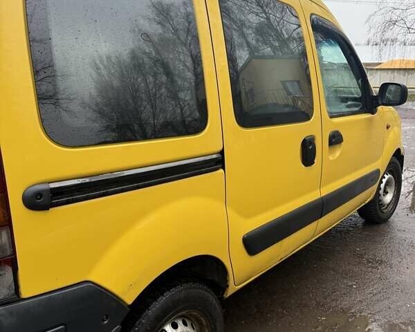 Желтый Рено Кенгу, объемом двигателя 1.5 л и пробегом 450 тыс. км за 3200 $, фото 4 на Automoto.ua