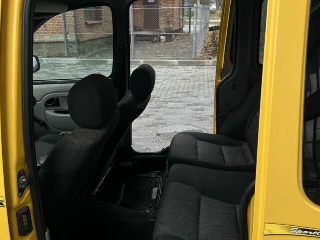Жовтий Рено Кєнгу, об'ємом двигуна 1.9 л та пробігом 198 тис. км за 2800 $, фото 4 на Automoto.ua