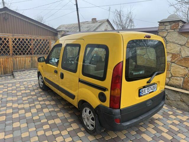 Желтый Рено Кенгу, объемом двигателя 1.5 л и пробегом 300 тыс. км за 4500 $, фото 1 на Automoto.ua