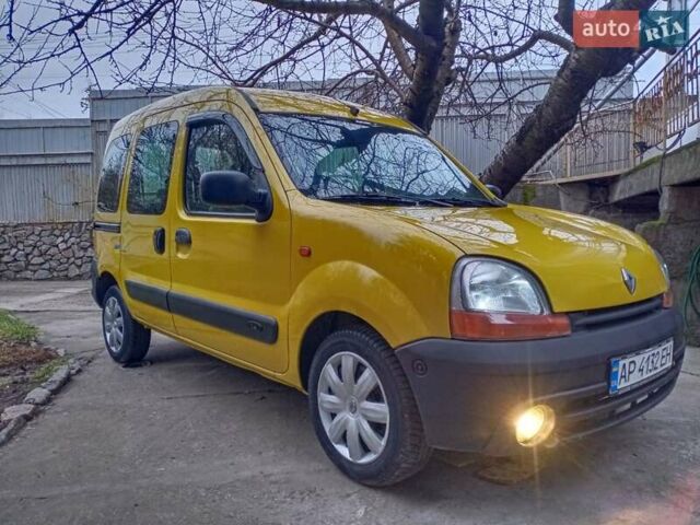 Желтый Рено Кенгу, объемом двигателя 1.4 л и пробегом 290 тыс. км за 3500 $, фото 4 на Automoto.ua