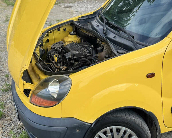 Желтый Рено Кенгу, объемом двигателя 1.5 л и пробегом 305 тыс. км за 4250 $, фото 19 на Automoto.ua