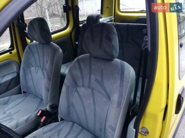 Желтый Рено Кенгу, объемом двигателя 1.4 л и пробегом 290 тыс. км за 3500 $, фото 12 на Automoto.ua