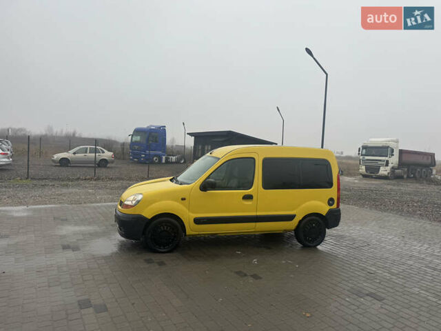 Желтый Рено Кенгу, объемом двигателя 1.46 л и пробегом 244 тыс. км за 2950 $, фото 12 на Automoto.ua