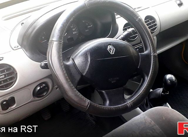 Желтый Рено Кенгу, объемом двигателя 1.9 л и пробегом 258 тыс. км за 3300 $, фото 6 на Automoto.ua