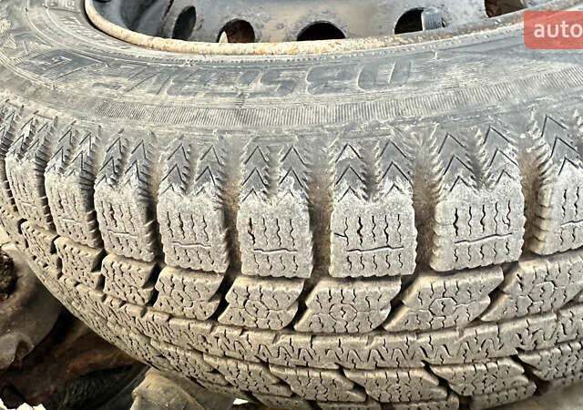 Желтый Рено Кенгу, объемом двигателя 1.46 л и пробегом 485 тыс. км за 2650 $, фото 20 на Automoto.ua