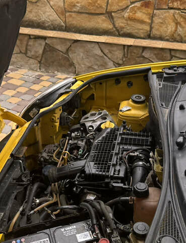 Желтый Рено Кенгу, объемом двигателя 1.5 л и пробегом 300 тыс. км за 3950 $, фото 17 на Automoto.ua