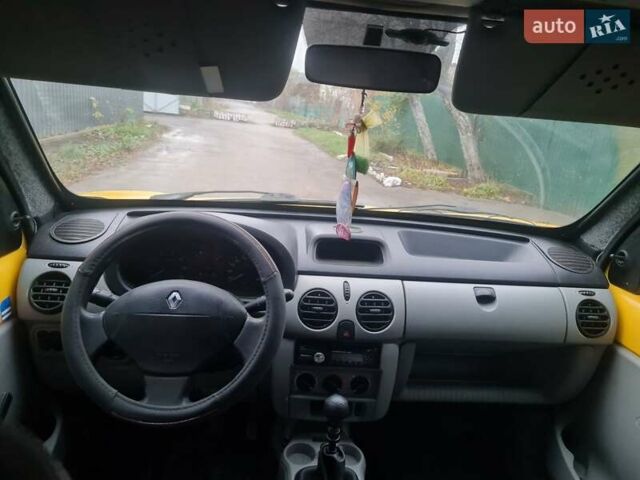 Желтый Рено Кенгу, объемом двигателя 1.46 л и пробегом 227 тыс. км за 2999 $, фото 8 на Automoto.ua