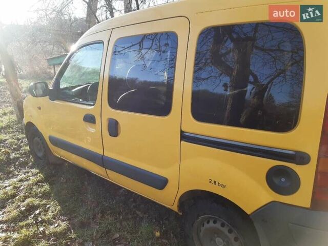 Желтый Рено Кенгу, объемом двигателя 1.5 л и пробегом 320 тыс. км за 2600 $, фото 1 на Automoto.ua