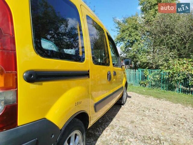 Желтый Рено Кенгу, объемом двигателя 1.5 л и пробегом 220 тыс. км за 3899 $, фото 7 на Automoto.ua