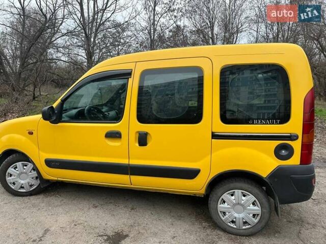 Желтый Рено Кенгу, объемом двигателя 1.46 л и пробегом 200 тыс. км за 3600 $, фото 21 на Automoto.ua