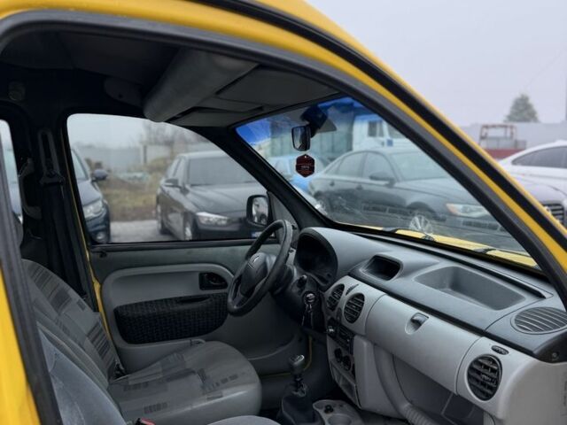 Жовтий Рено Кєнгу, об'ємом двигуна 1.5 л та пробігом 290 тис. км за 2999 $, фото 4 на Automoto.ua