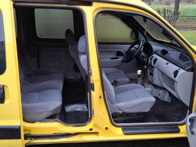 Желтый Рено Кенгу, объемом двигателя 1.5 л и пробегом 210 тыс. км за 3300 $, фото 12 на Automoto.ua