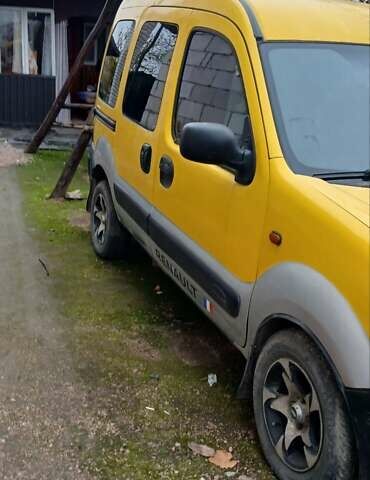 Желтый Рено Кенгу, объемом двигателя 1.5 л и пробегом 300 тыс. км за 2200 $, фото 2 на Automoto.ua