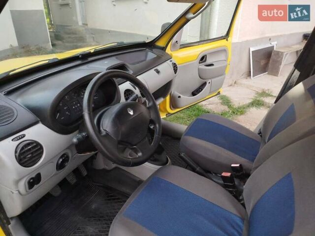 Желтый Рено Кенгу, объемом двигателя 1.5 л и пробегом 220 тыс. км за 3899 $, фото 12 на Automoto.ua