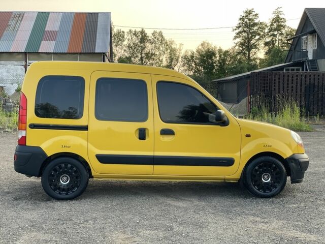 Желтый Рено Кенгу, объемом двигателя 1.5 л и пробегом 155 тыс. км за 3650 $, фото 4 на Automoto.ua